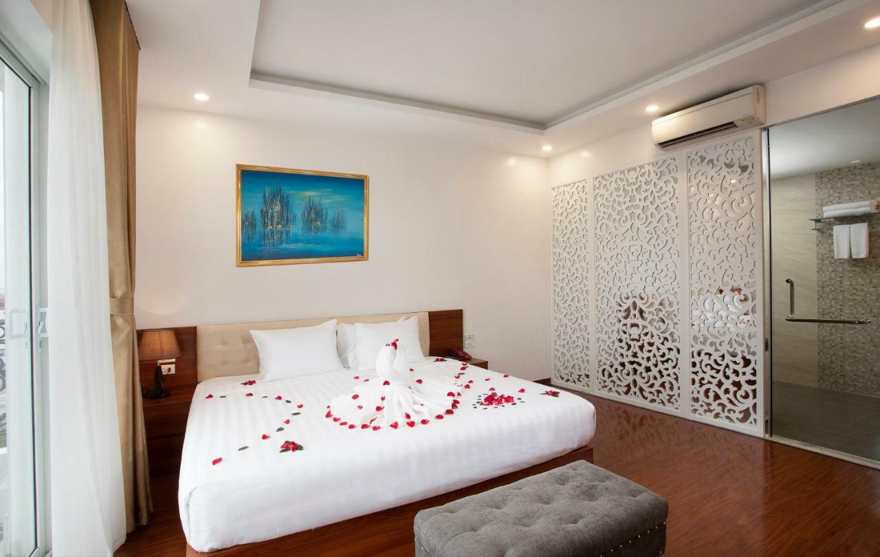 Cosmo Garden Hotel & Spa Hanoi Buitenkant foto